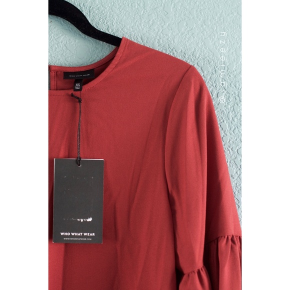 Who What Wear | NWT Wide Bell Sleeve Blouse - Picture 2 of 7